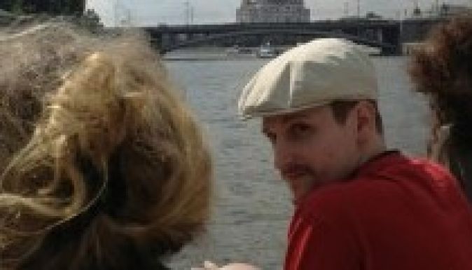 Az orosz Facebooknak dolgozik Edward Snowden