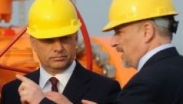 Védőfalat húz Hernádi Zsolt előtt az Orbán-kormány