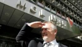 Rossz nyelven kérik a horvátok Hernádi Zsolt MOL-elnököt