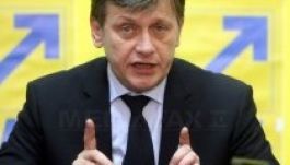 Ügyészbotrány: Pontának és Băsescunak is nekiment Antonescu