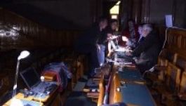 A parlamenti ülésteremben éjszakázott Gyurcsány és csapata