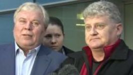 Biztonságban és szabadon akarja látni fiát Lon Snowden