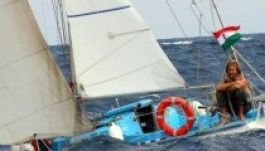 Először lesz magyar induló a Mini Transat vitorlásversenyen