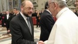 Az illegális bevándorlásról beszélt Ferenc pápa az EP elnökével