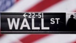 Le is minősíthetik az összeomlástól csak órákra levő USA-t