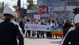 Nem tudták szétverni az első montenegrói melegfelvonulást