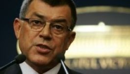 Megfenyegette a Verespatak-tüntetőket a belügyminiszter