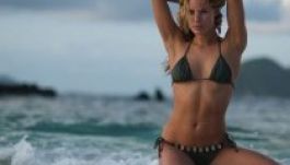 Férfimodellként is befutott a bombázó nő