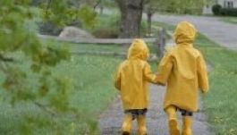 Káros lehet a gumicsizma a gyerekek egészségére