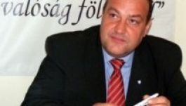 Biró Zsolt: Bukarest méltányolhatná a nyakkendős autonómiaharcot