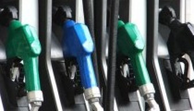 Ennyivel drágul jövőre az üzemanyag Romániában