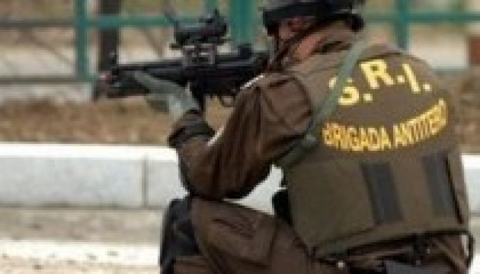 Kiutasítottak Romániából négy terroristagyanús arab férfit