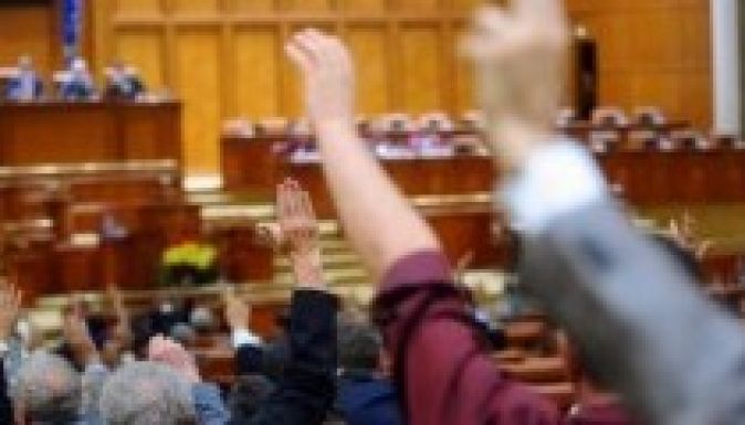 Parlamenti bizottság vizsgálódna az erdélyi restitúciók ügyében