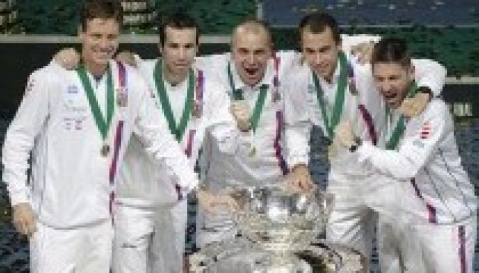 Davis-kupa: megőrizték a salátástálat a csehek