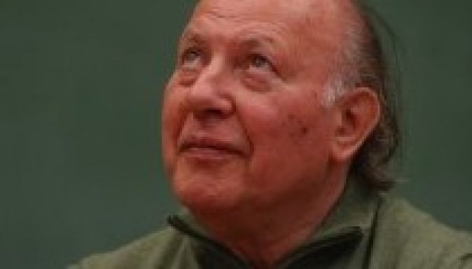 Kórházba szállították Kertész Imrét