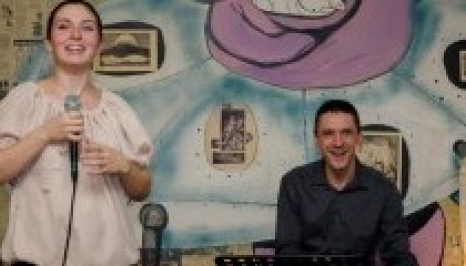 Teltházas dzsesszkoncert Csíkszeredában