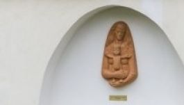 Csecsemők emlékére létesítettek kegyelethelyet