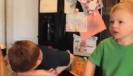 Így gonoszkodnak gyermekeikkel az amerikaiak (VIDEÓ)