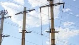 Még a villanypóznákat is megadózza jövőre a kormány