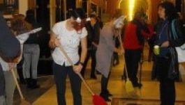 Alter-Native: seprűs performance és meglepetésfilm a megnyitón