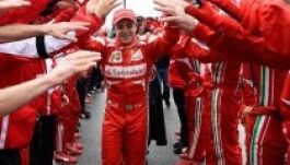 Tizenötezer Ferrari-ultra búcsúztatta a hét év után távozó Felipe Massát
