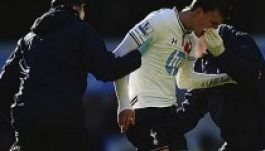 Csapatkapitányuk nélkül kell helyt állniuk a trikolóroknak a görögök ellen