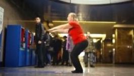 Tornáért cserében ingyen utazhatsz a moszkvai metrón (VIDEÓ)