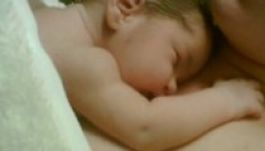 Elutasították az újszülöttek utáni támogatás tervezetét