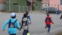 Sportfelmérést tartottak a csíkszentsimoni elsősök közt