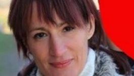 Eltűnt egy magyar énekesnő, csak a táskáját találták meg a Duna-parton