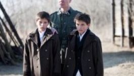 Megbűvölve nézték Washingtonban A nagy füzetet