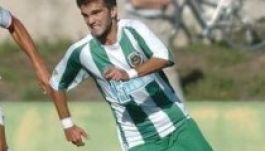 Első meccsén érte a halál a 20 éves labdarúgót