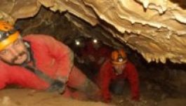 Folyamatosan készülnek a hargitai barlangi mentők