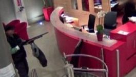 Még mindig nem azonosították a párizsi lövöldözőt