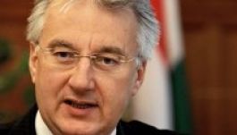 Semjén: a kommunista és náci diktatúrák rémtettei egyaránt elfogadhatatlanok