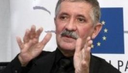 Tabajdi: méltánytalan, ami Tőkés Lászlóval történik