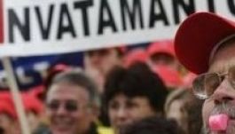 Nem hagyják magukat a tanárok: tavasszal befagyasztják a tanévet