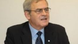 Tőkés megismételné a védhatalmi szerepvállalásra irányuló kérését