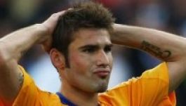 Örökre eltiltották a román válogatottól Mutut