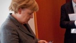 Merkel mobilját legalább öt ország titkosszolgálata figyelte