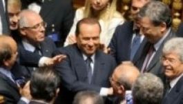 Berlusconi pártja kilépett a kormánykoalícióból