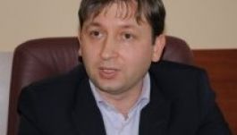 Moldovai képviselő a román államfőnek: „Nyugi, Băse!”