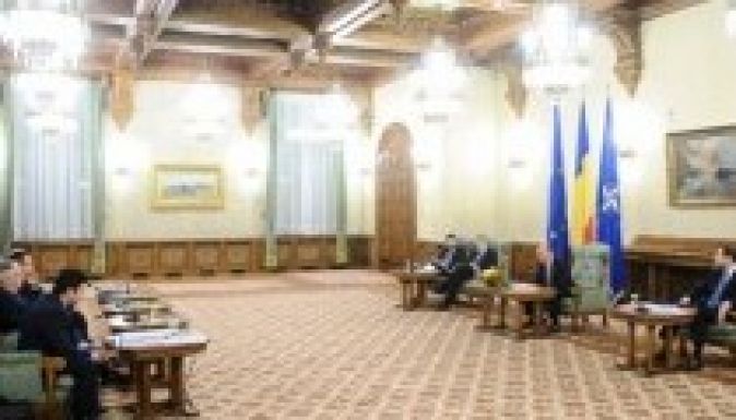 Nem tudott megegyezni a büdzséről Ponta és Băsescu