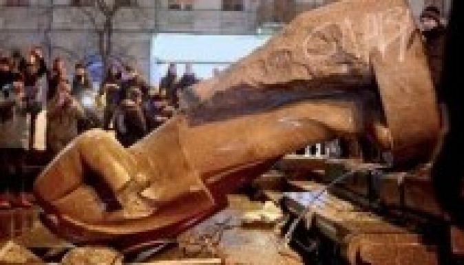 A kijevi tüntetők megszállták a kormányzati negyedet