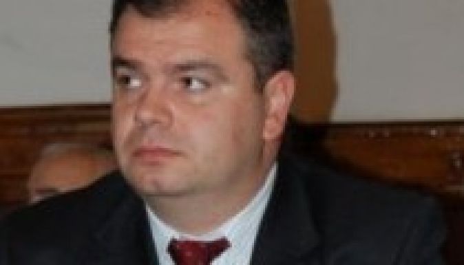 RMDSZ: nem a parlament dolga a Băsescu-lány hitelének kivizsgálása