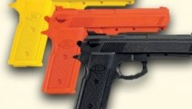 Meghosszabbítják Amerikában a műanyagfegyverek tilalmát