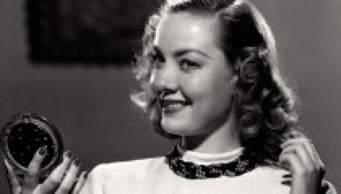 Elhunyt a negyvenes évek mozijának végzet asszonya