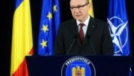 Băsescu nem írja alá a kormány IMF-hez intézett szándéklevelét