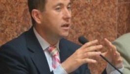 Borboly: alapvető jog gyakorlását akadályozza a kormány