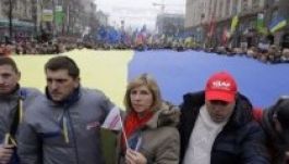 Öt napos ultimátumot kaptak a tüntetők Ukrajnában